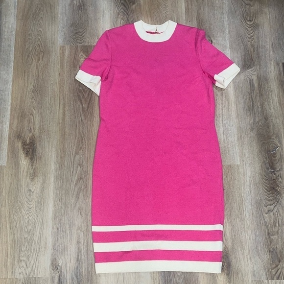 Stunning Vintage St.John Knitware Pink and cream Crew Neck Dress size 10 - Picture 1 of 7